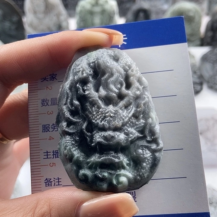 定制翡翠未镶嵌吊坠