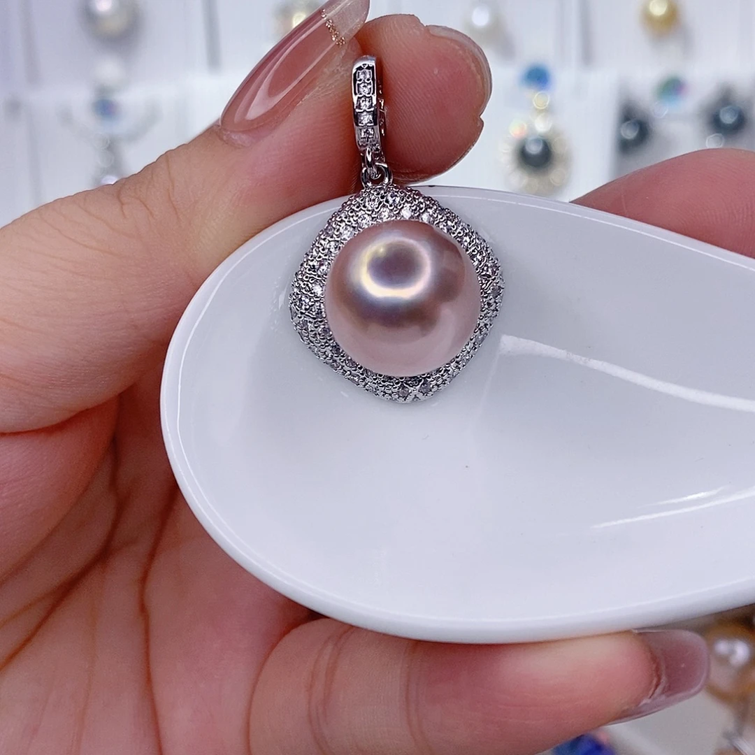 淡水珍珠吊坠(赠链)未镶嵌14