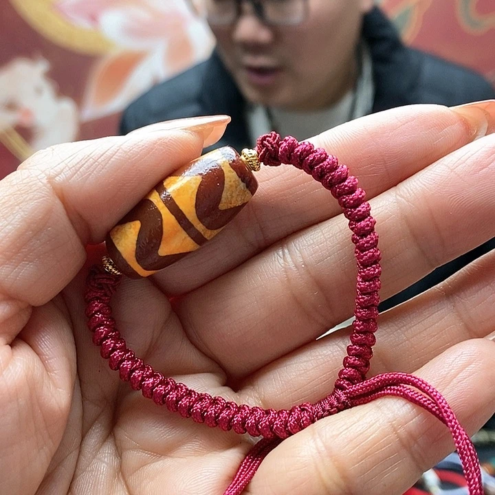 玛瑙/玉髓颈饰合金