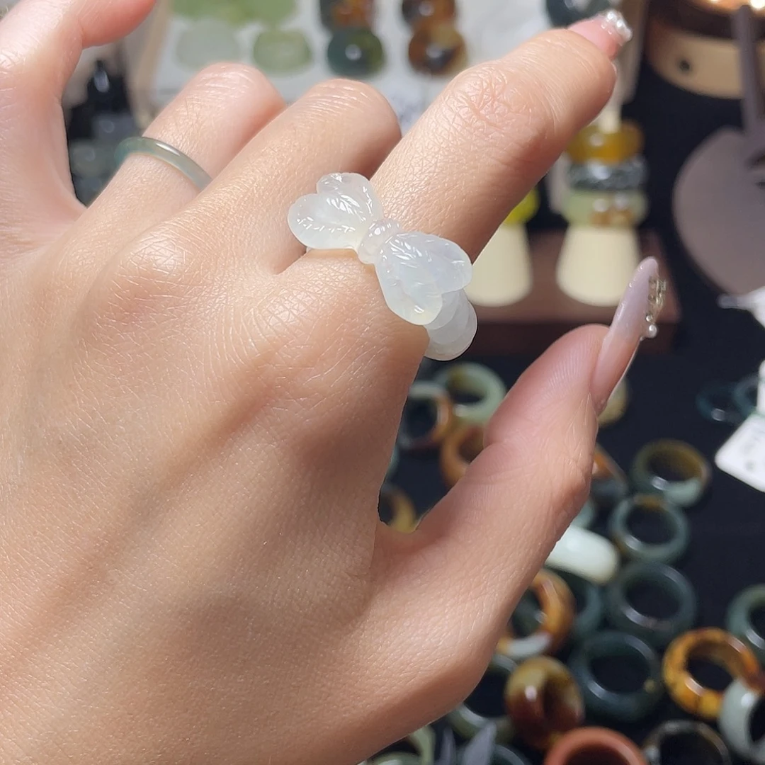 蛇纹石玉未镶嵌戒指19.3