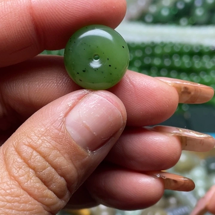 和田玉未镶嵌珠宝半成品