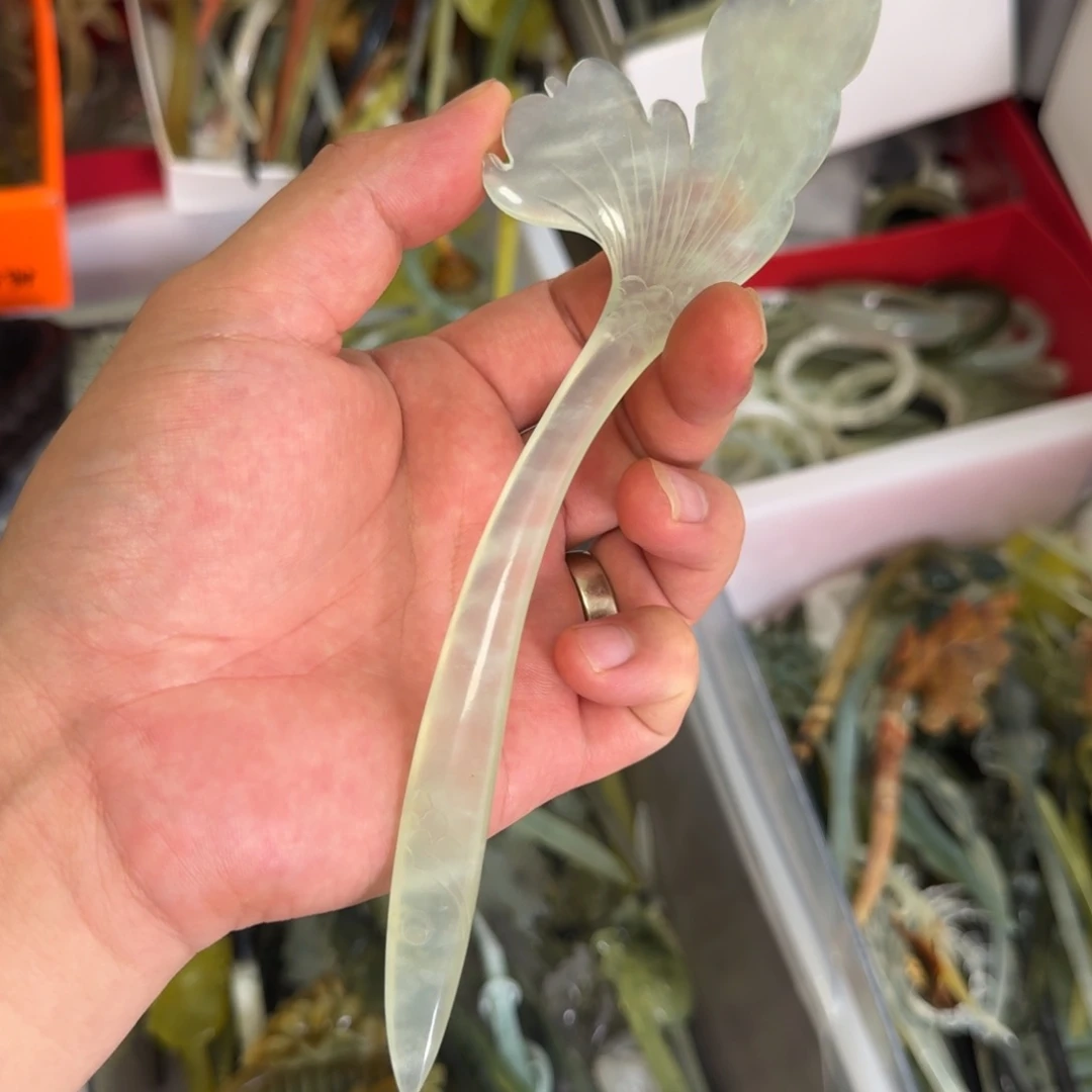 蛇纹石玉未镶嵌发饰