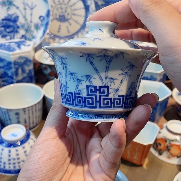 回纹竹子的风波内绘盖碗
