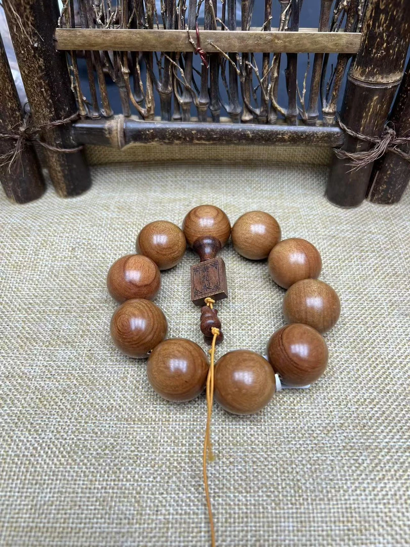 A86龙二文玩成品木串