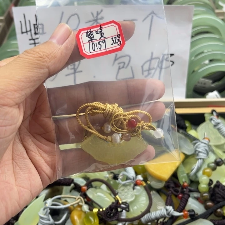 紫***啧蛇纹石玉未镶嵌手镯