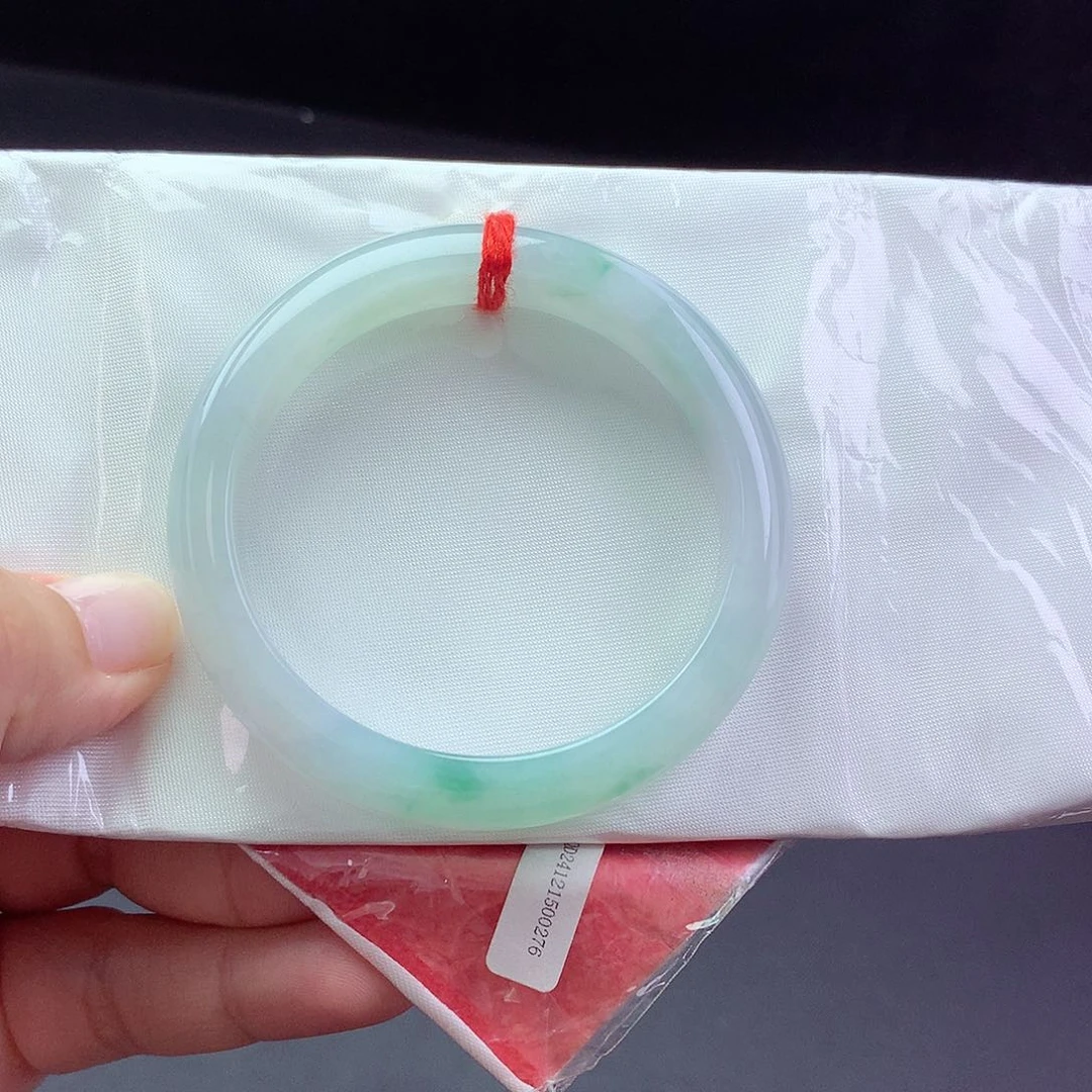 【闪购商品】翡翠手镯未镶嵌a 113501