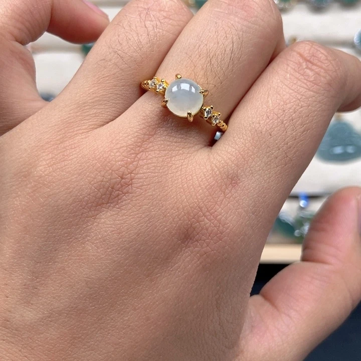 翡翠未镶嵌戒指戒指