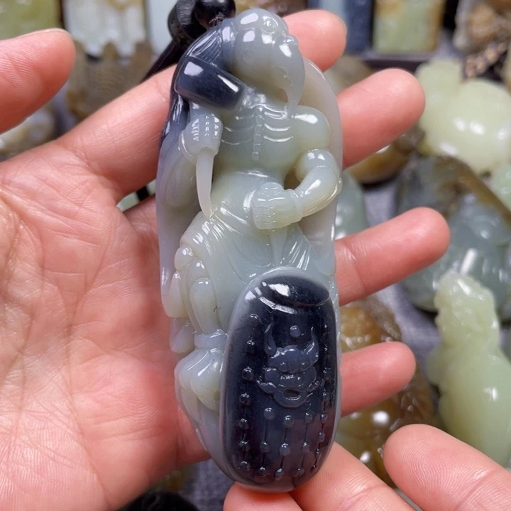 和田玉未镶嵌挂件