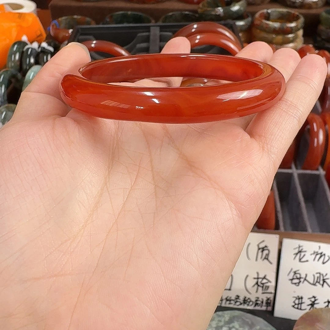 玛瑙/玉髓未镶嵌手镯