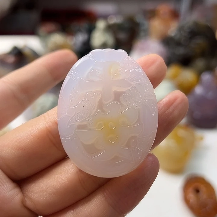 未镶嵌颈饰玛瑙/玉髓