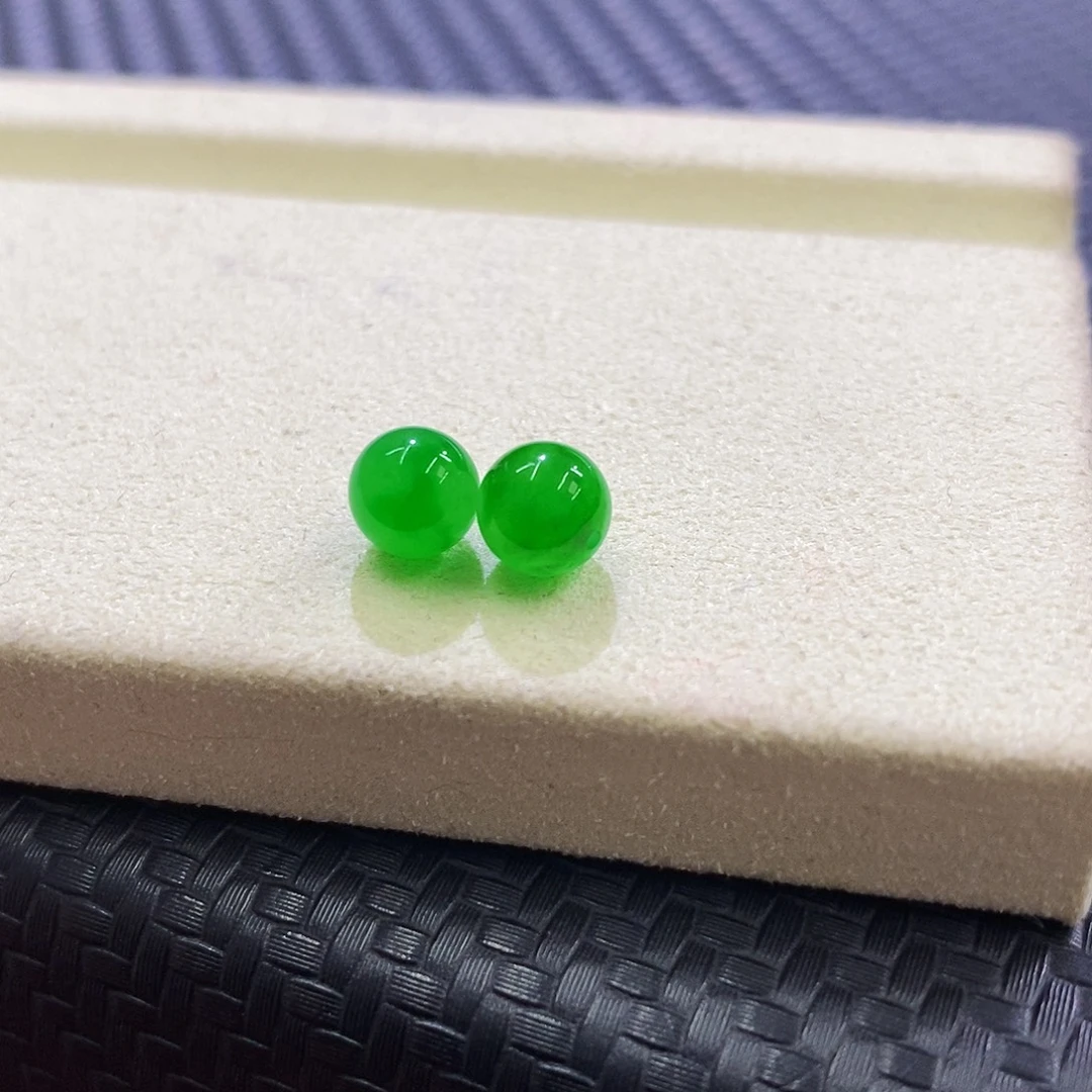 翡翠未镶嵌挂件卡5.8