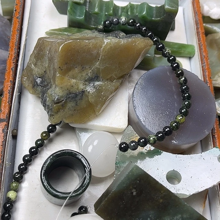 未镶嵌和田玉挂件阿*