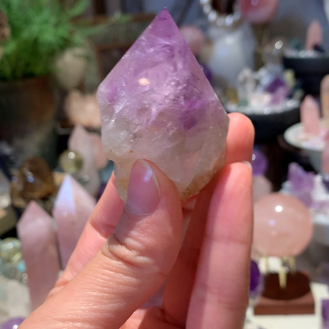 水晶摆件未镶嵌紫水晶