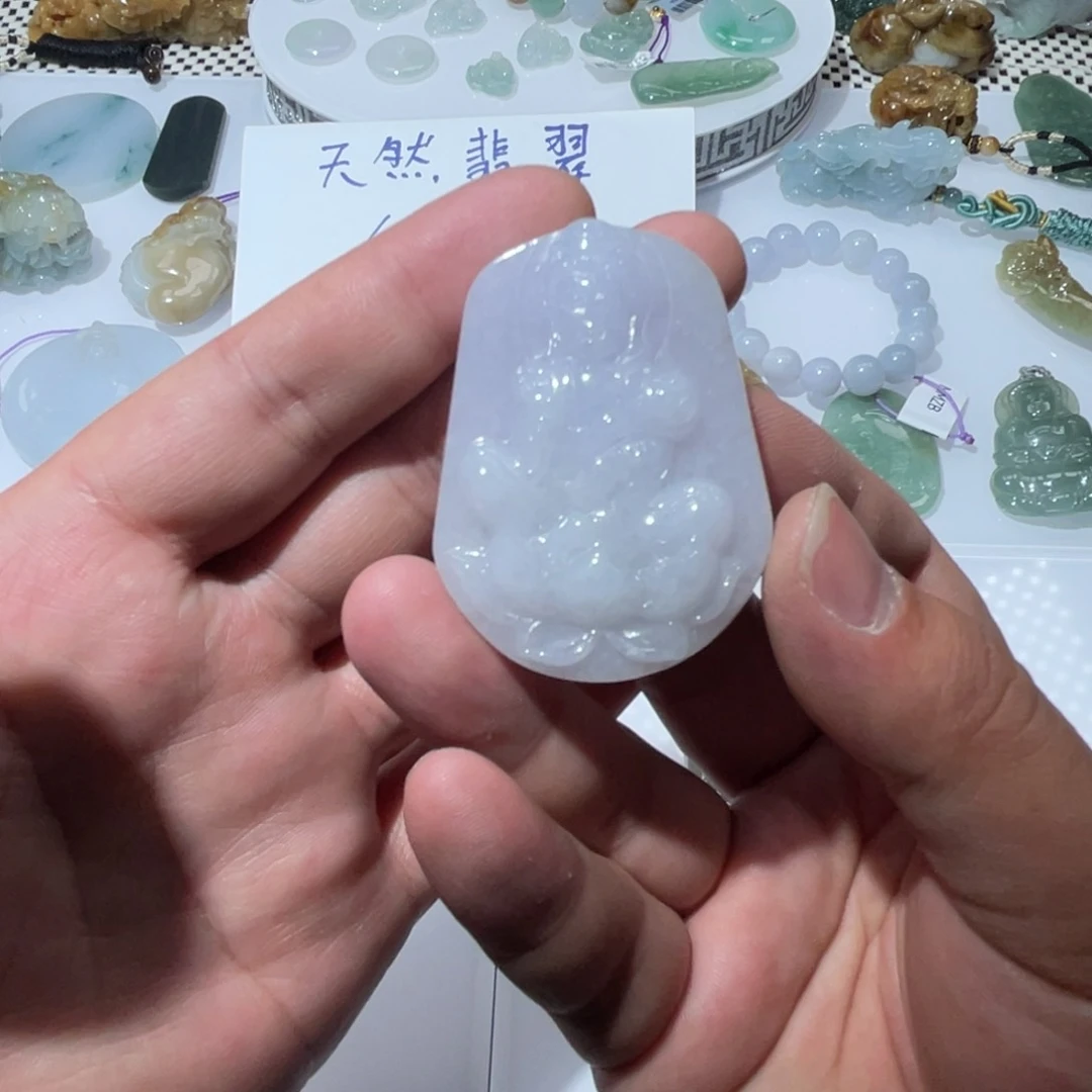 翡翠颈饰未镶嵌天然