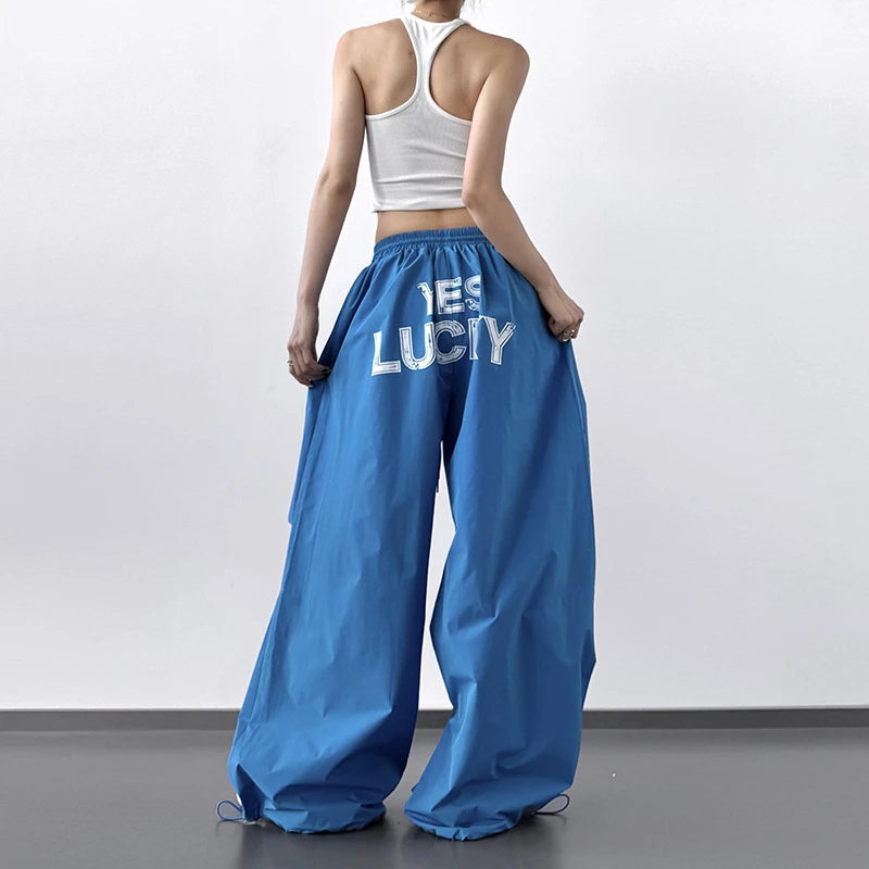 今年流行运动裤女2025夏季新款多巴胺裤美式运动伞兵裤直筒速干裤