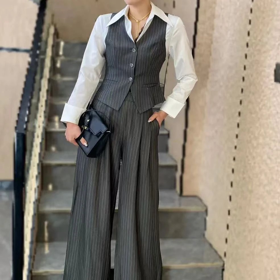 2025春季新款时尚显瘦气质女士网红洋气两件套百搭款D7487