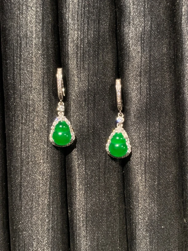 天然A货翡翠葫芦耳包 （大）