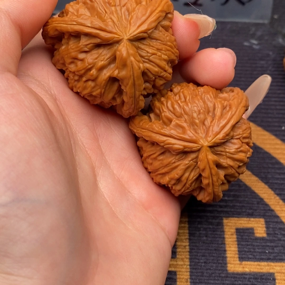 宋***凯把件文玩核桃白狮子