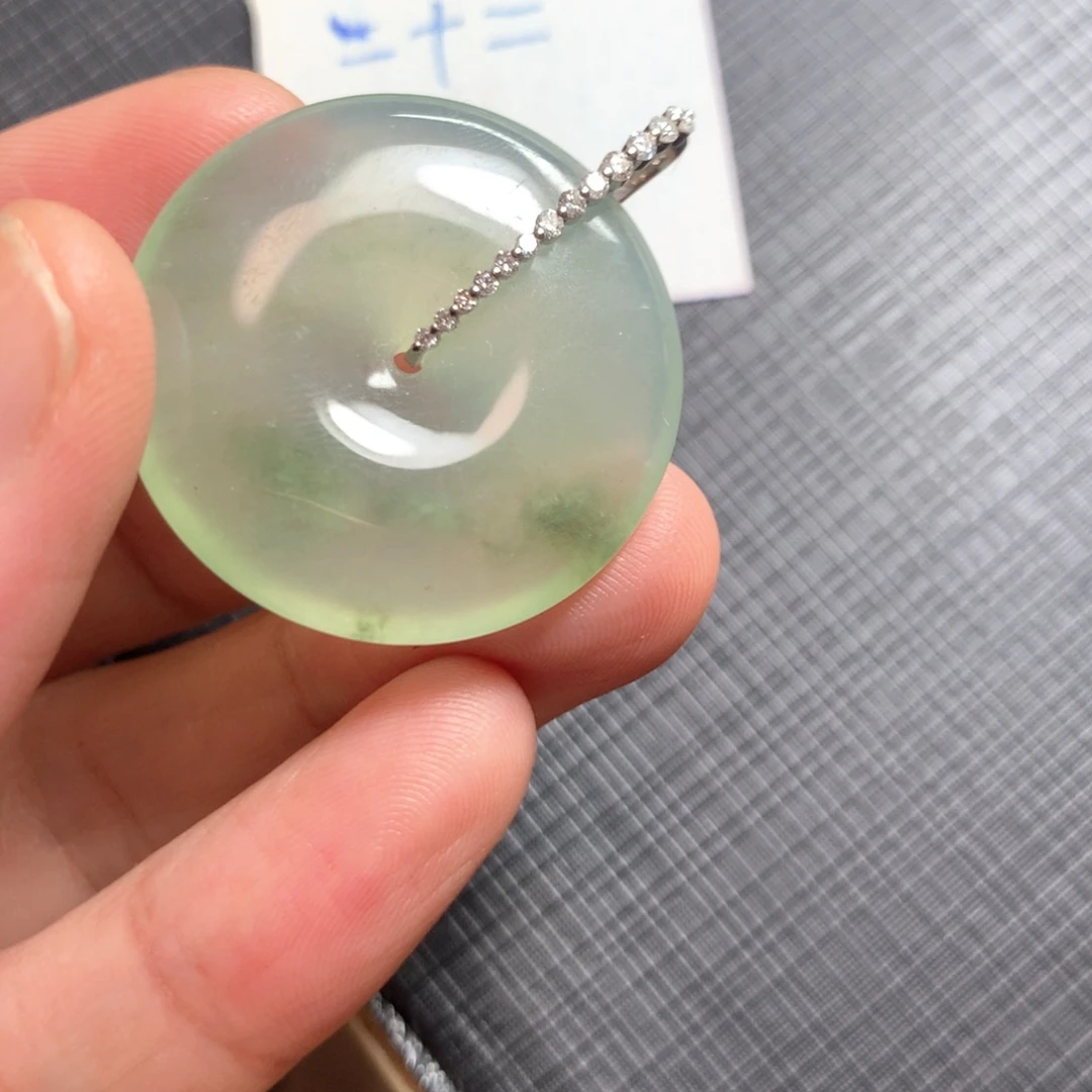 颈饰18K金镶嵌翡翠翡翠