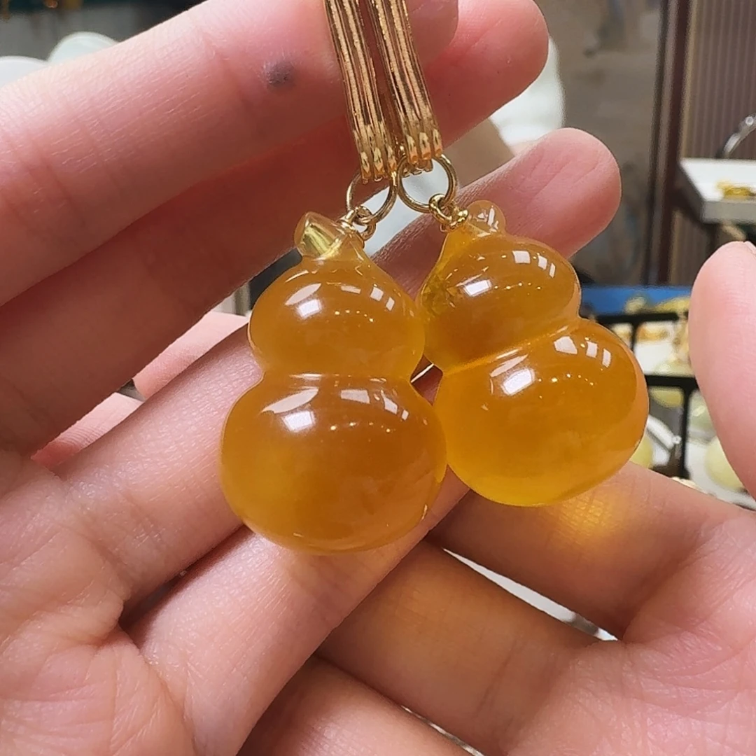 琥珀未镶嵌颈饰耳坠