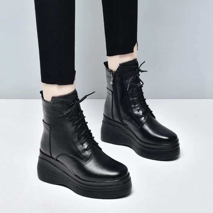 厚底马丁靴2025年新款真皮短靴女春秋单靴英伦风松糕底靴子女短筒