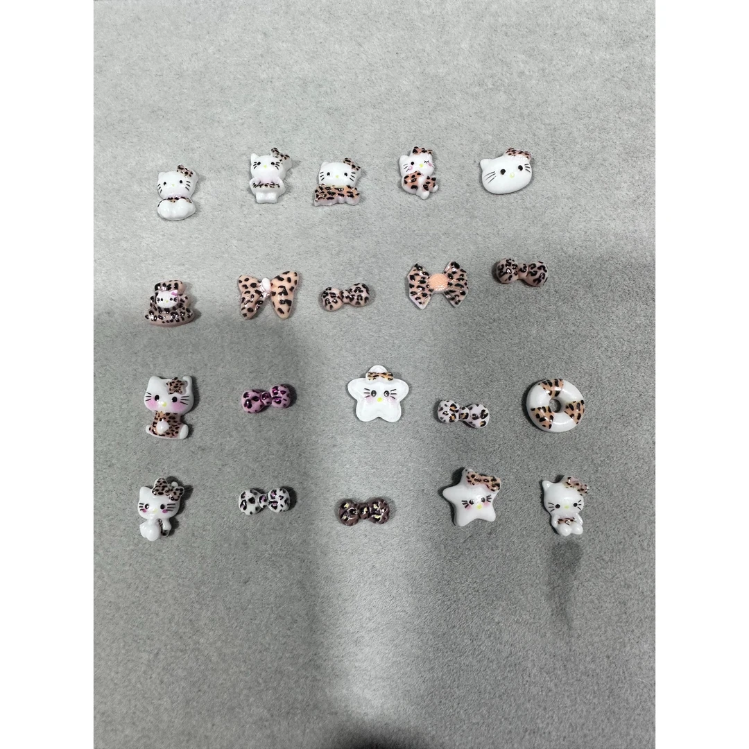 【豹纹猫饰品】美甲饰品猫秋冬款秋季美拉德黑白卡通可爱白色