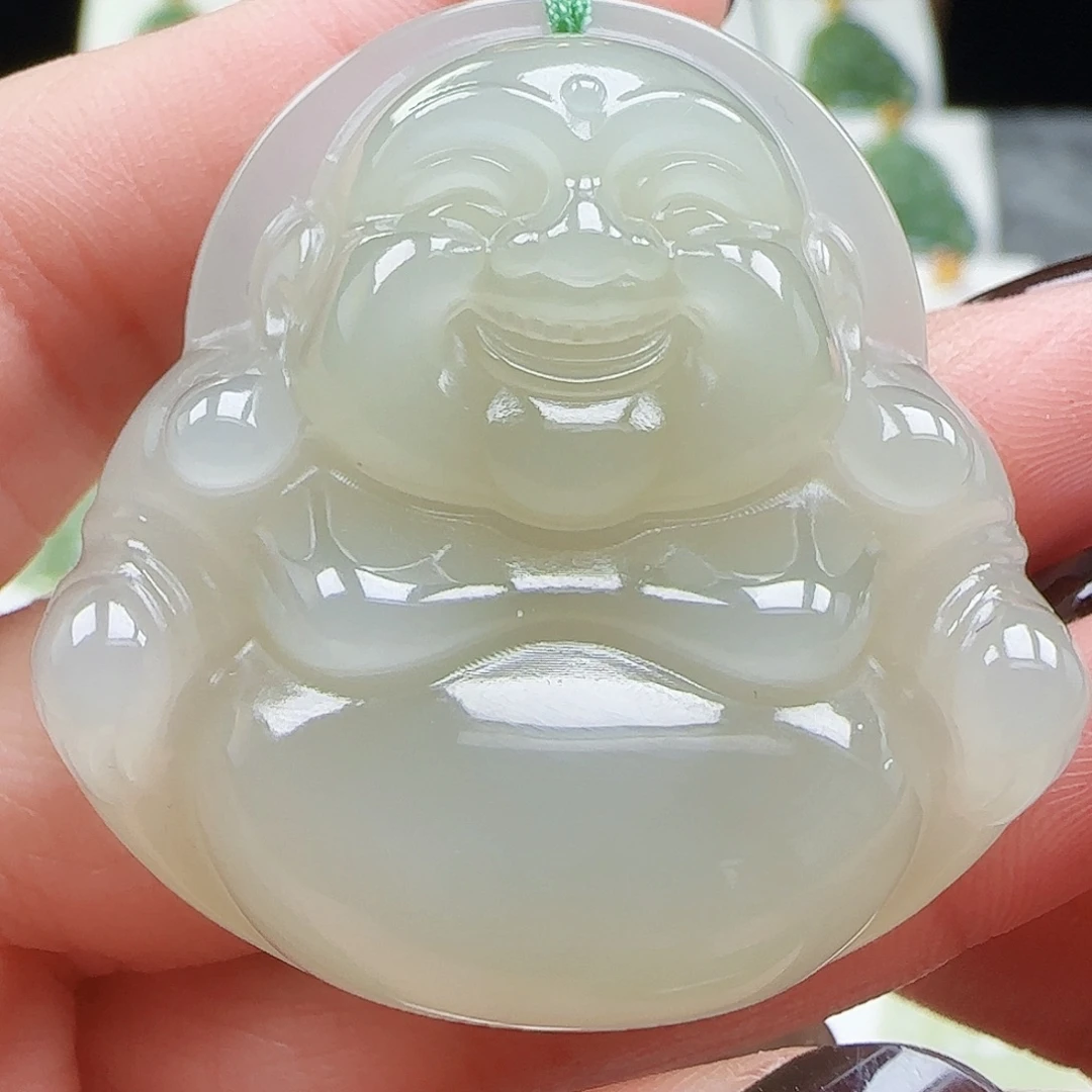 和田玉18K金镶嵌吊坠(赠链)