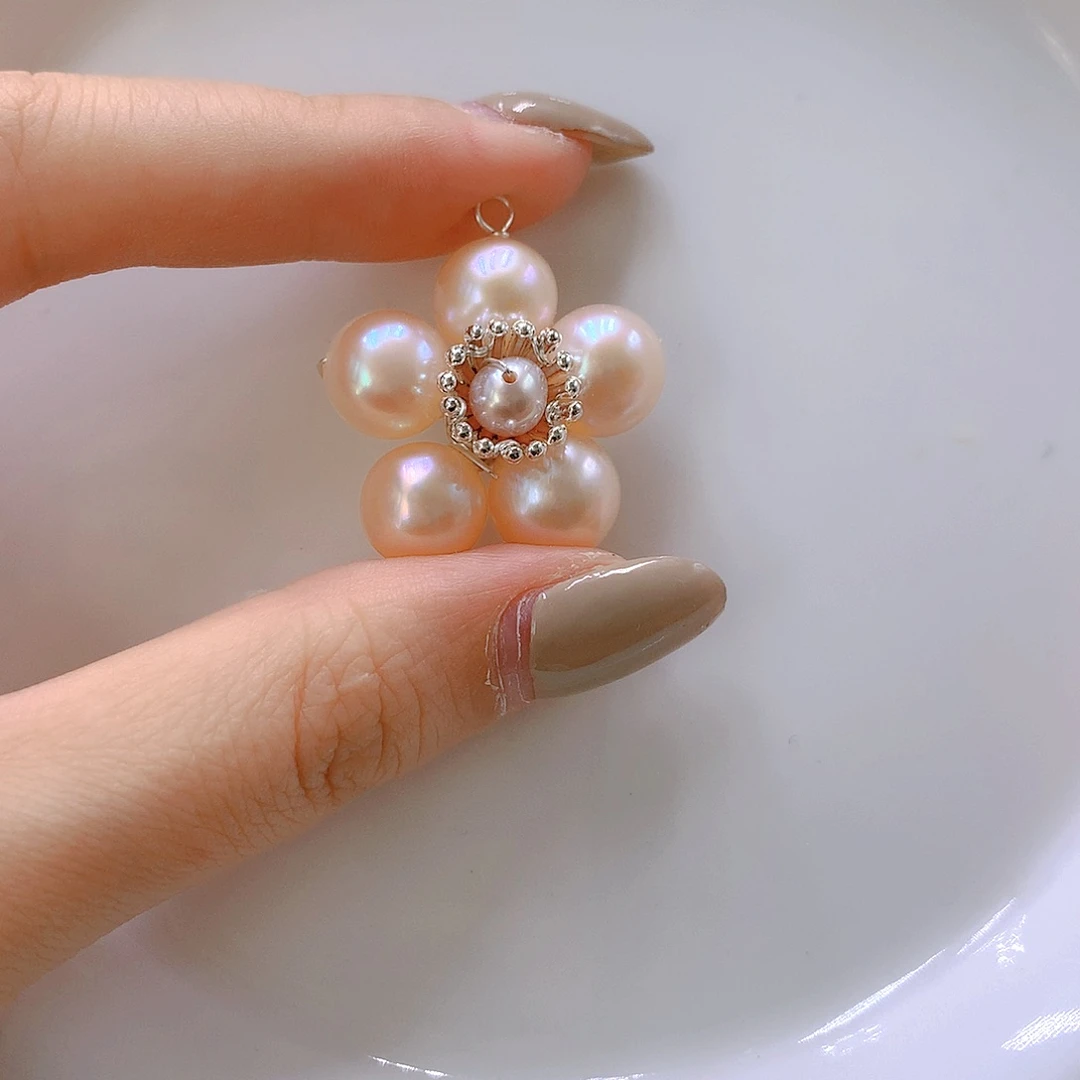 颈饰银S925镶嵌淡水珍珠