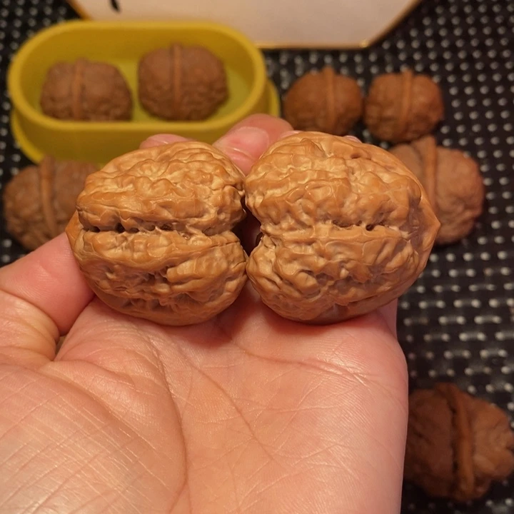 5***5文玩核桃把件蛙王