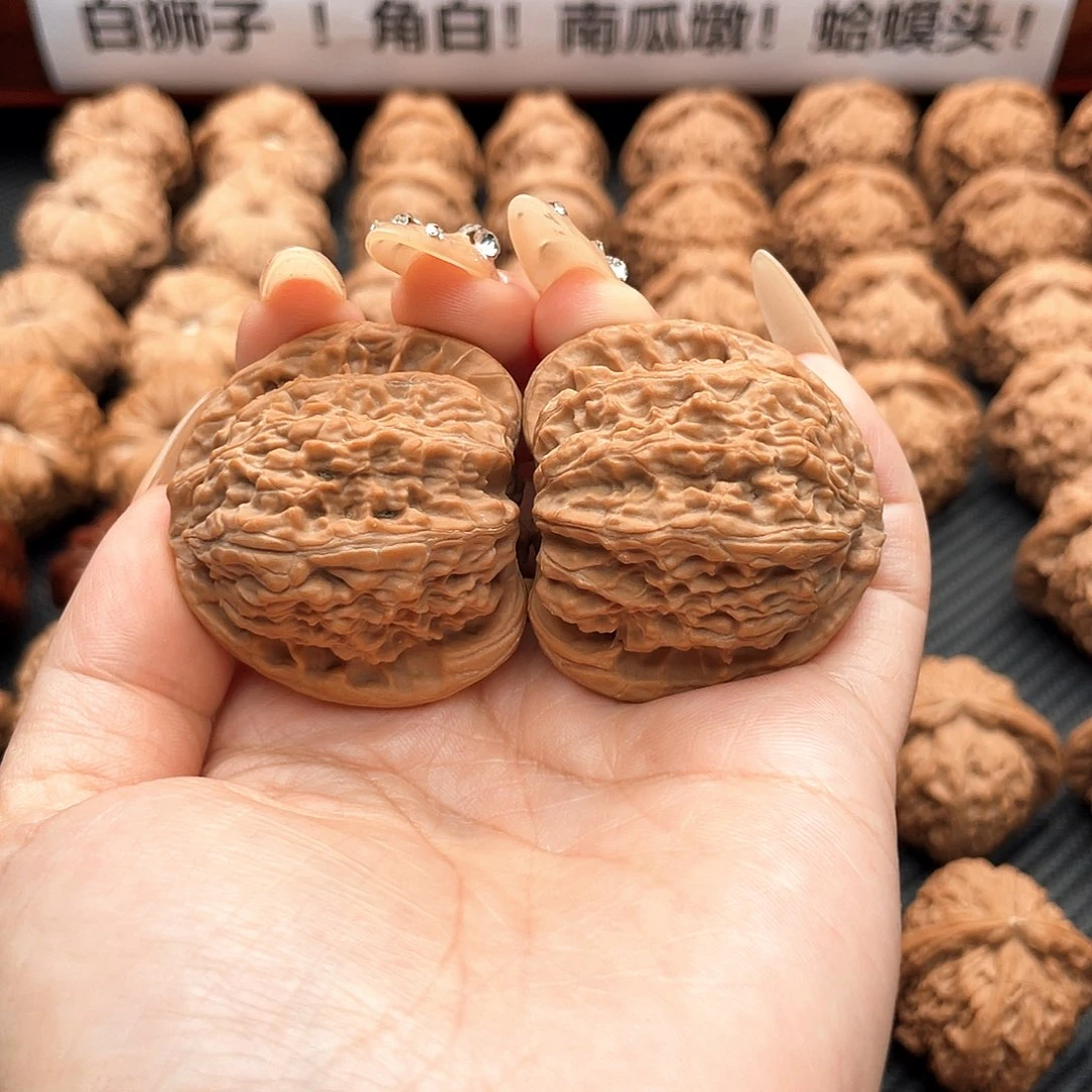 把件文玩核桃40三角白全品主筋，纹路对齐A4006