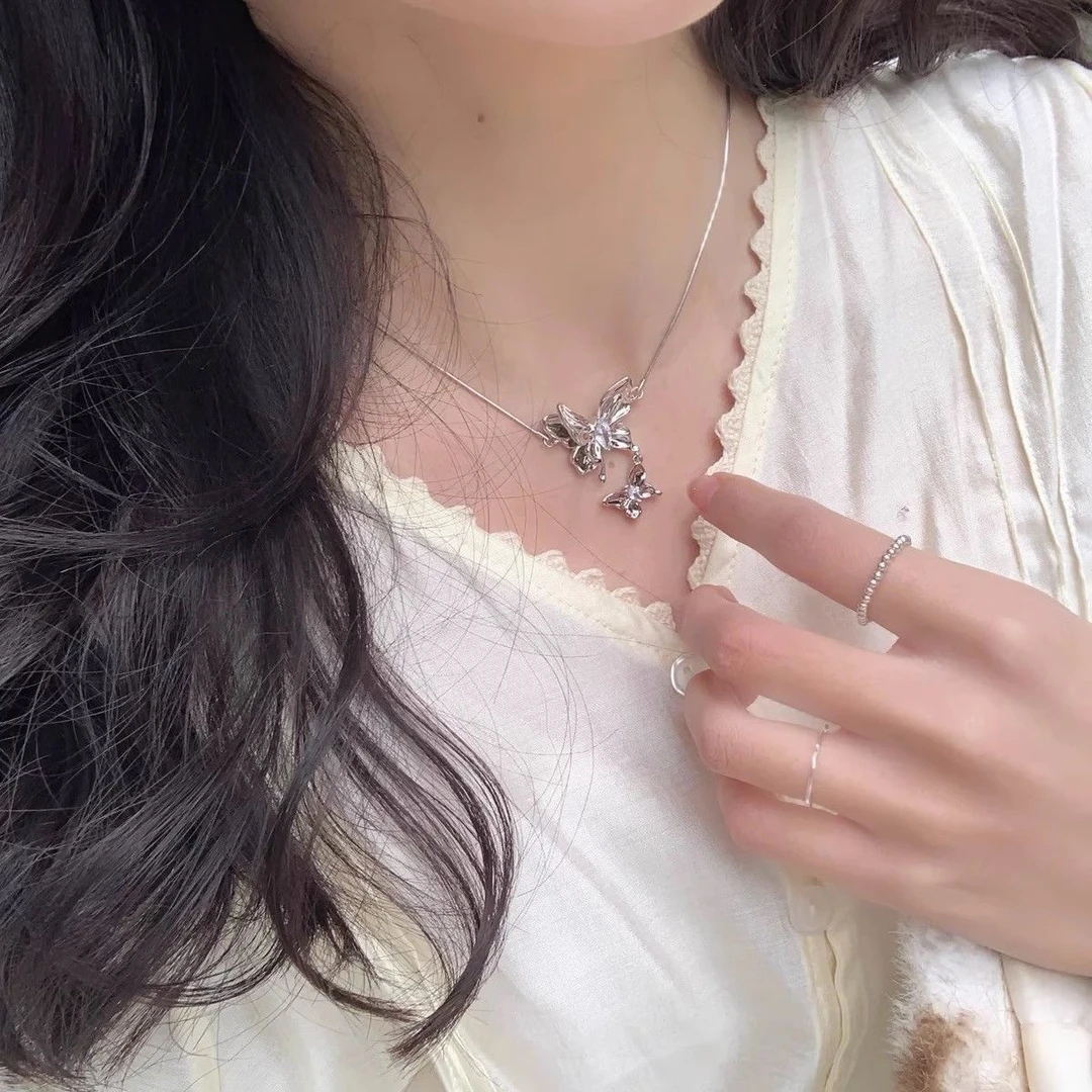 合金项链 蝶影重重～液体感蝴蝶项链女网红ins风轻奢气质锁骨链