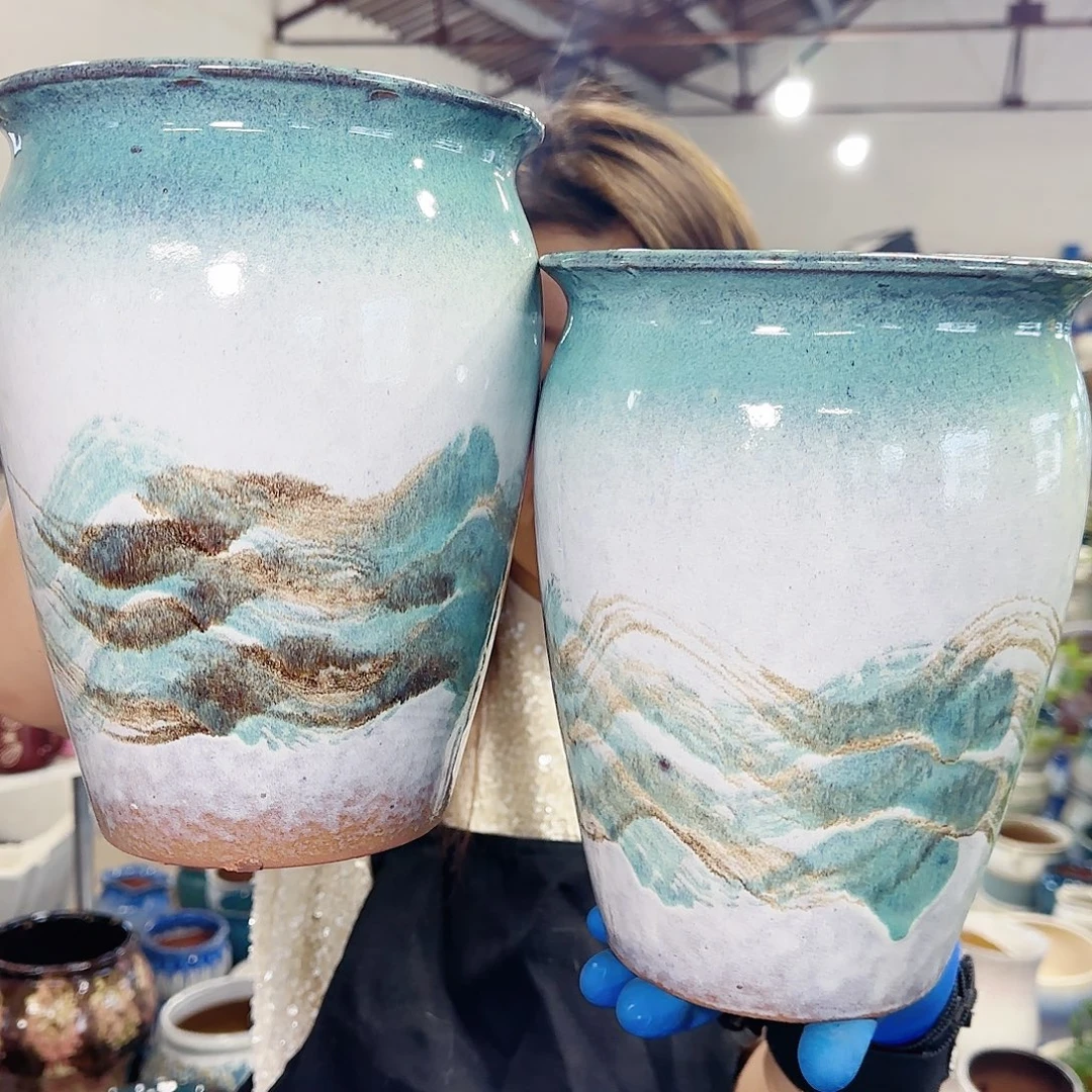 花盆紫砂高23口17 微瑕