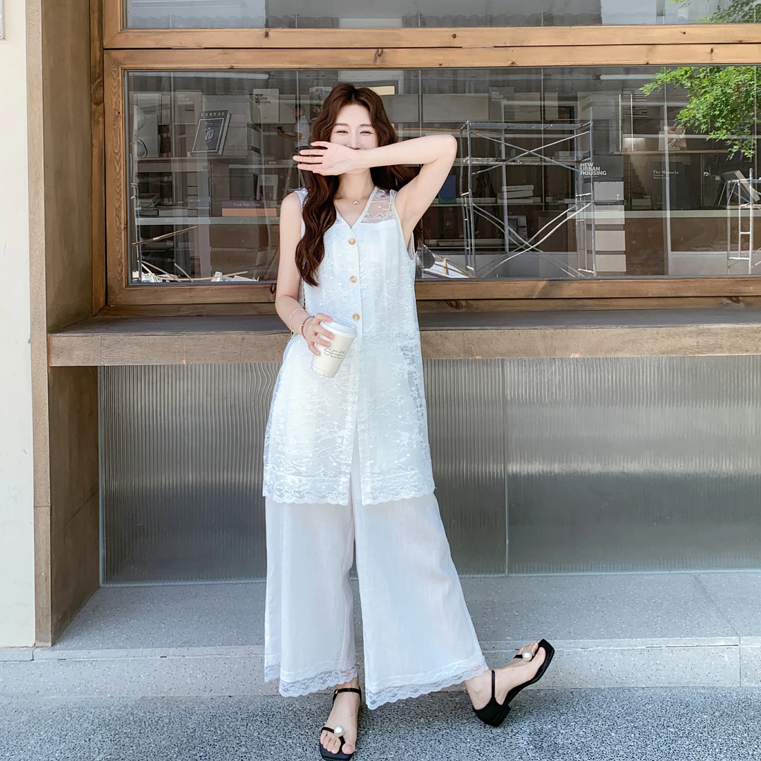 夏季时尚穿搭气质大方得体套装女蕾丝拼接无袖上衣阔腿裤两件套