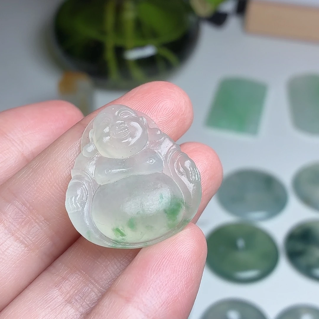 颈饰未镶嵌翡翠正冰绿花佛公