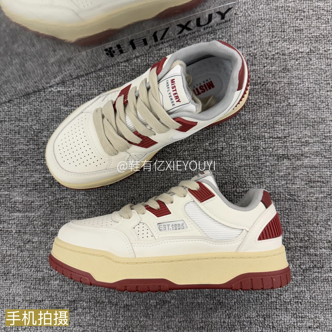 鞋有亿 2025秋冬新款时尚百搭米红色鞋女厚底鞋学生透气休闲板鞋