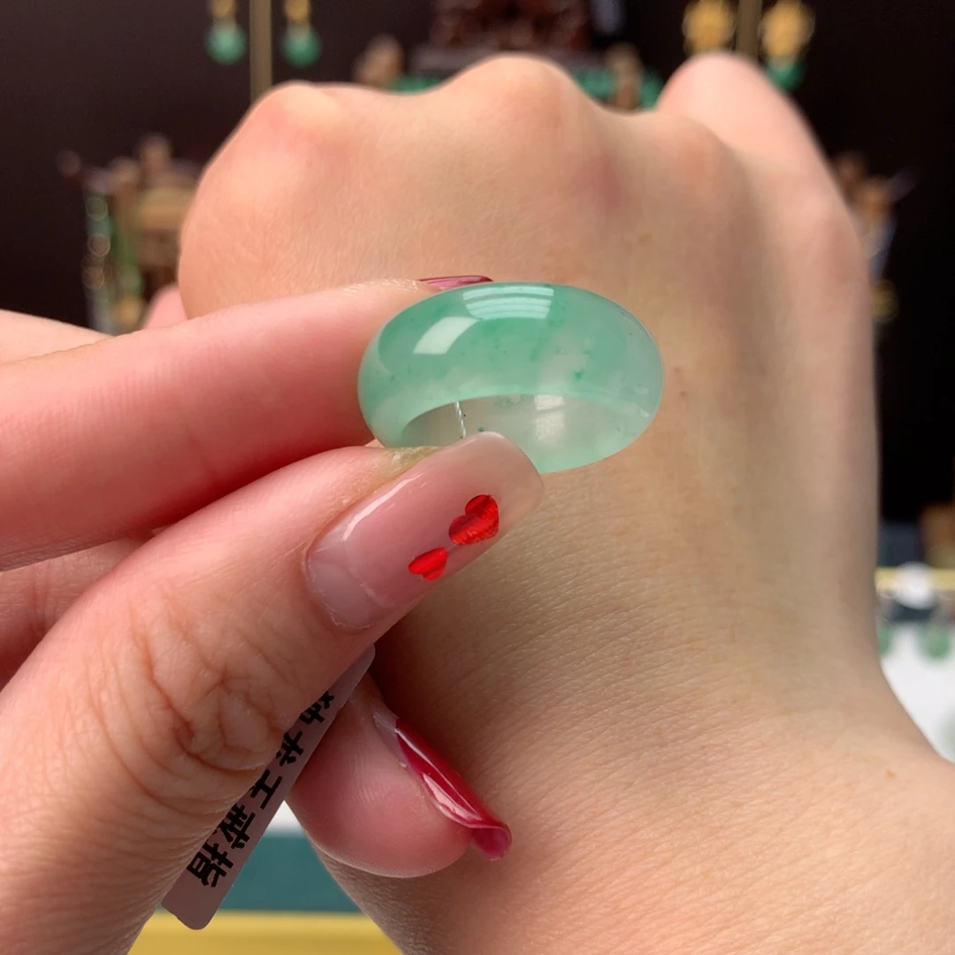 石英质玉冰飘花戒圈11 －12未镶嵌