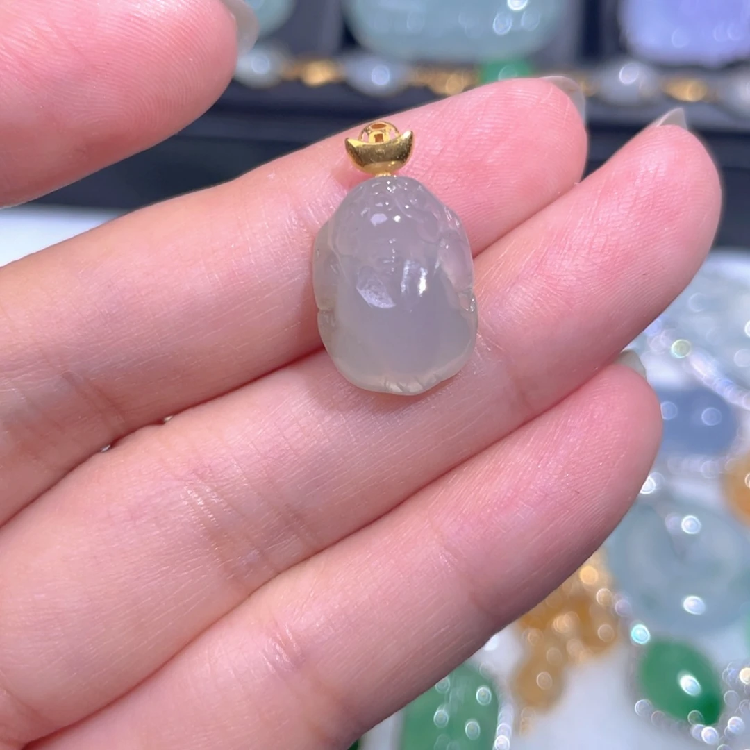 颈饰18K金镶嵌翡翠翡翠