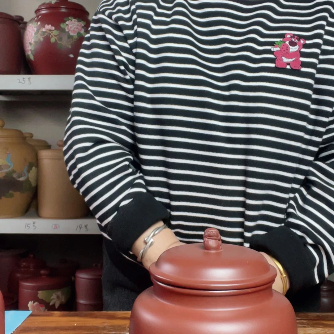 紫砂茶叶罐今天下午