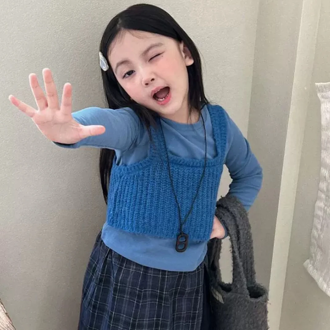 韩版女童针织背心纯色上衣2025秋季新款格子屁帘宽松阔腿裤四件套