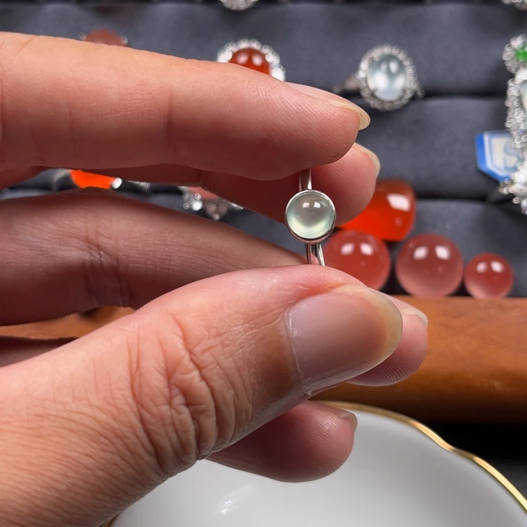 翡翠银S925镶嵌戒指缅甸翡翠A货