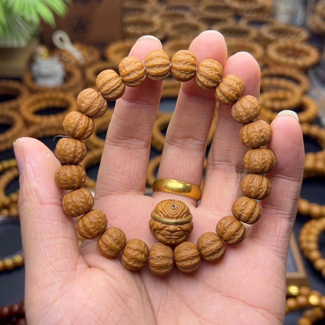 Y***.猴头核桃手串京八棱➕盲僧