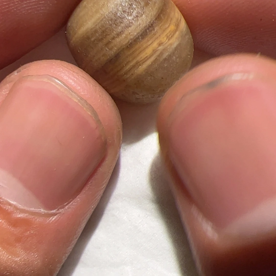 玻璃颈饰你是不是