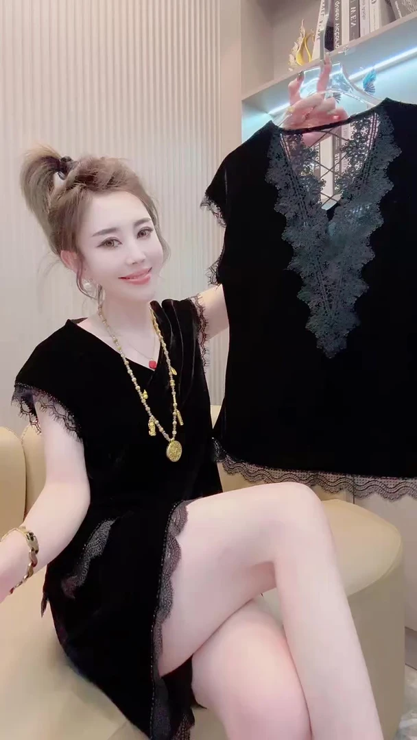重工高级轻奢减龄款时尚显瘦遮肉百搭丝绒两件套套装
