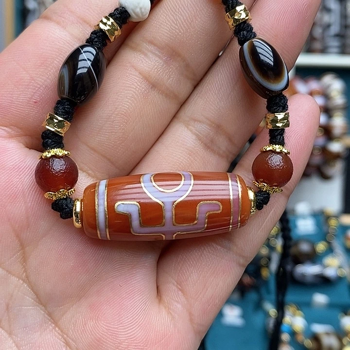 玛瑙/玉髓颈饰合金