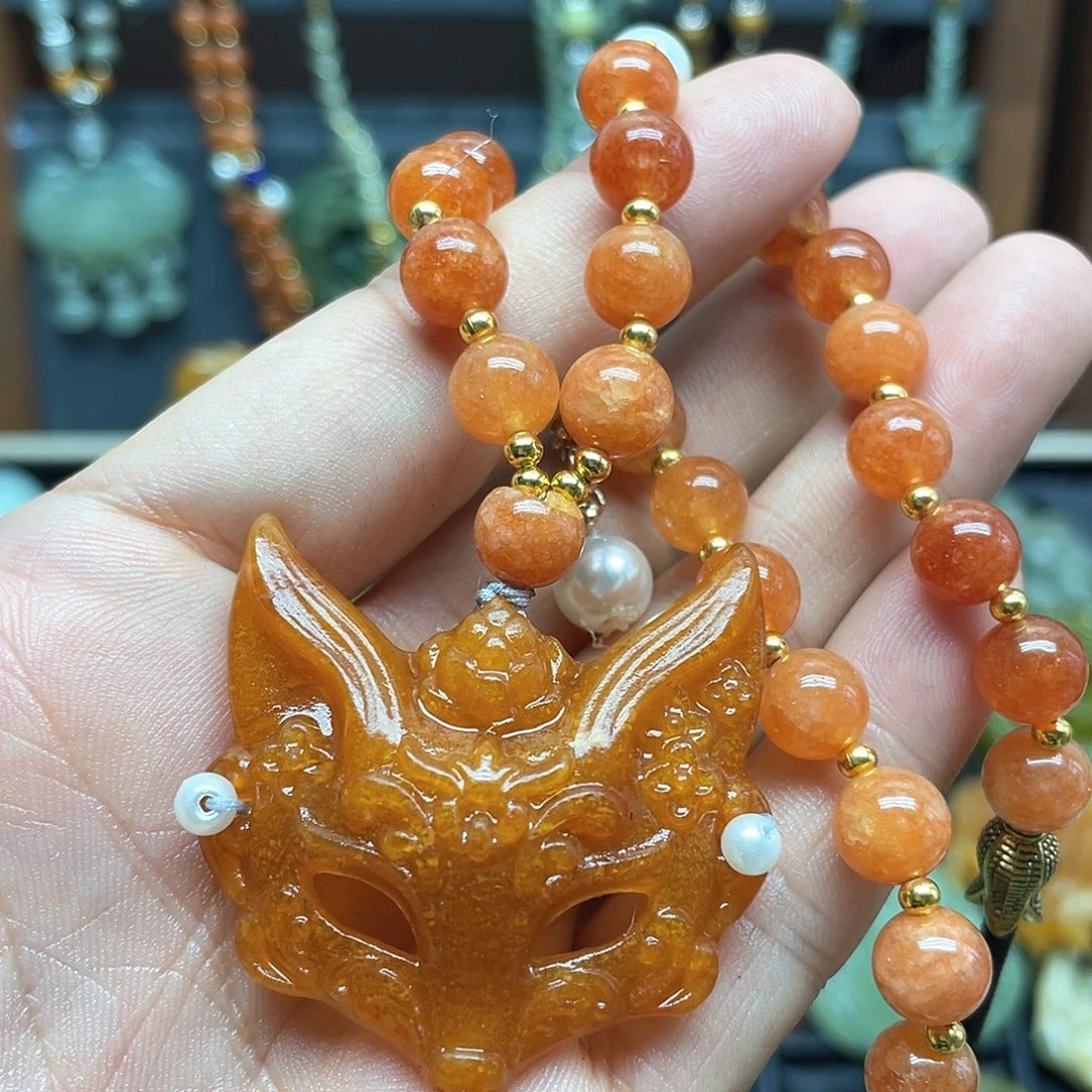 蛇纹石玉未镶嵌颈饰
