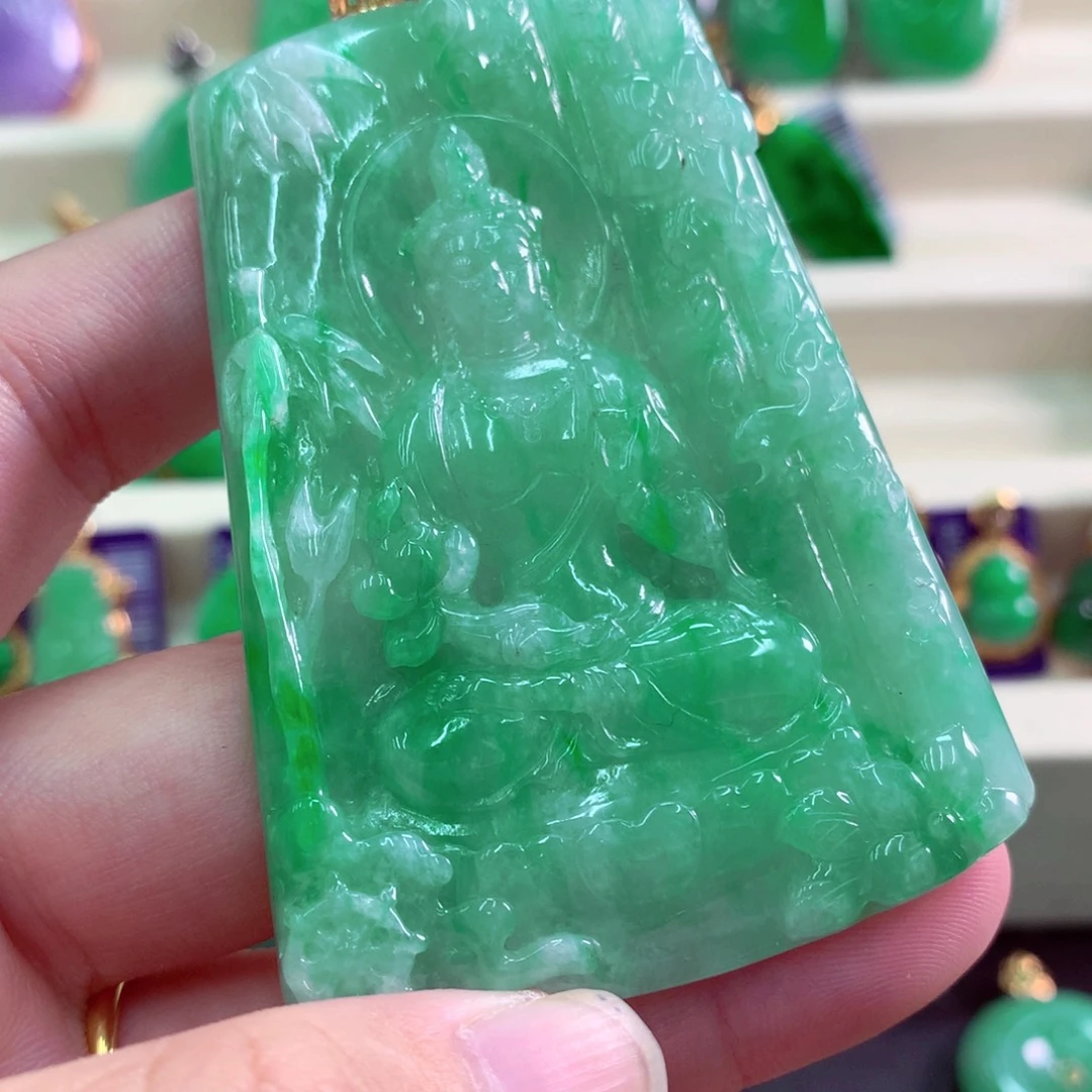 吊坠(不含链)18K金镶嵌翡翠