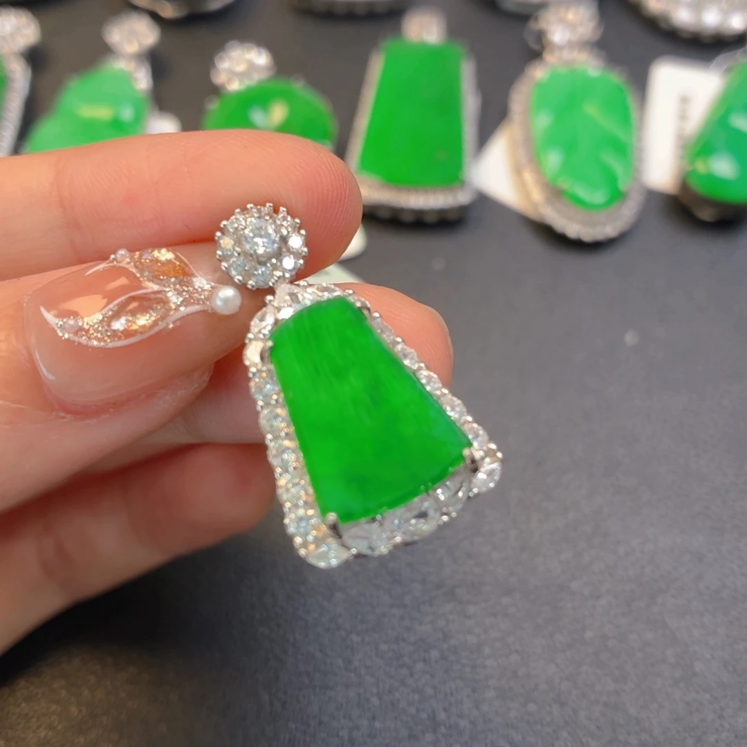 翡翠银S925镶嵌颈饰