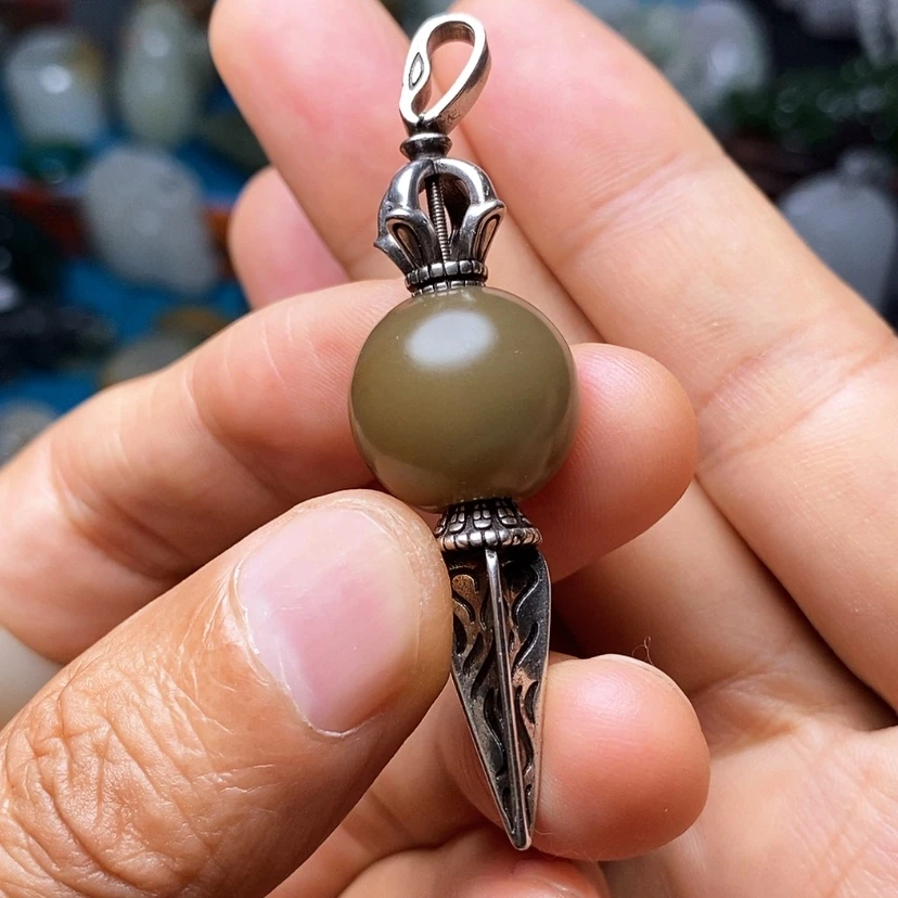 【闪购商品】颈饰未镶嵌和田玉
