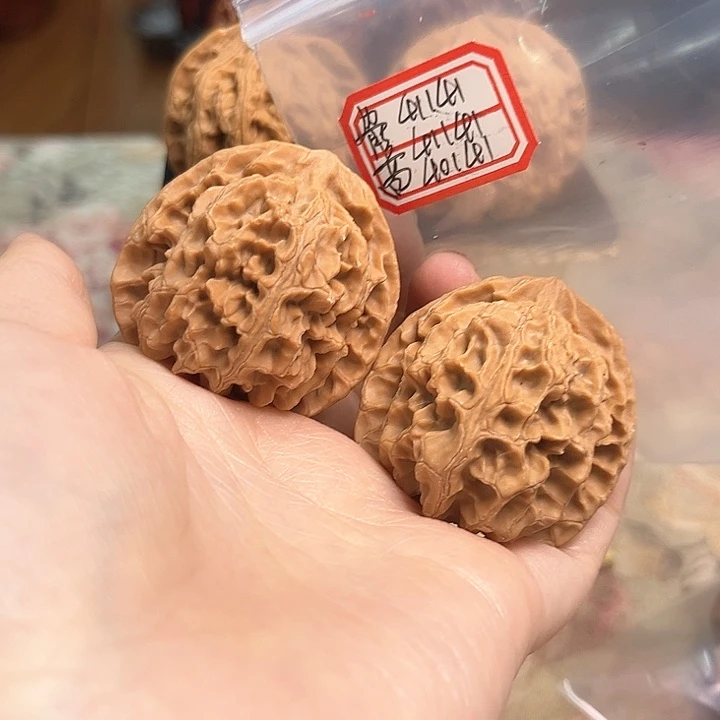 把件文玩核桃苹果园