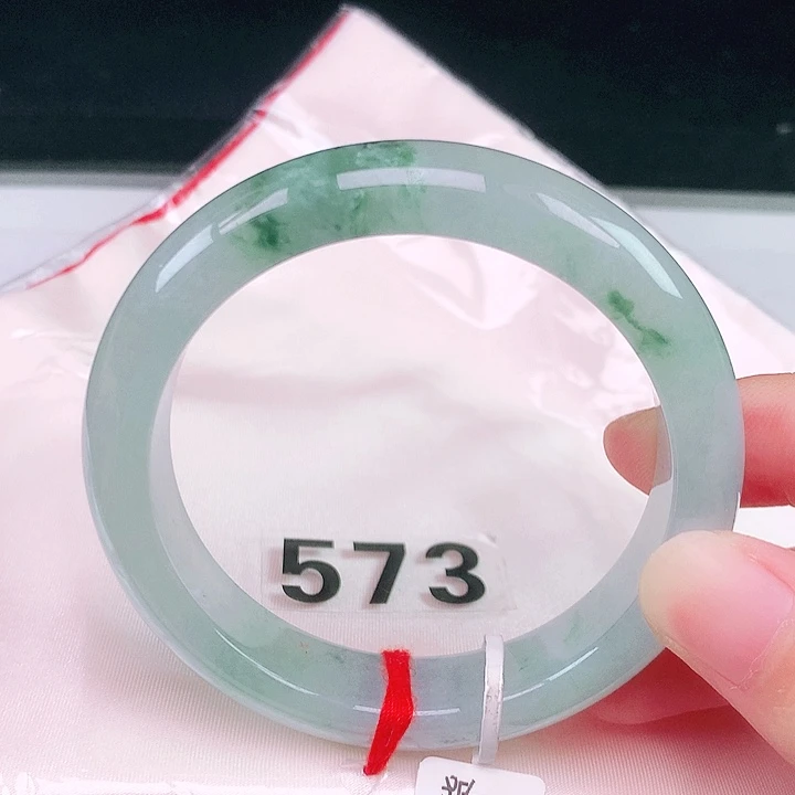 翡翠未镶嵌手镯56